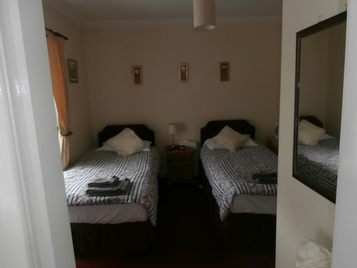 Monorene Guest House Galashiels Exteriör bild
